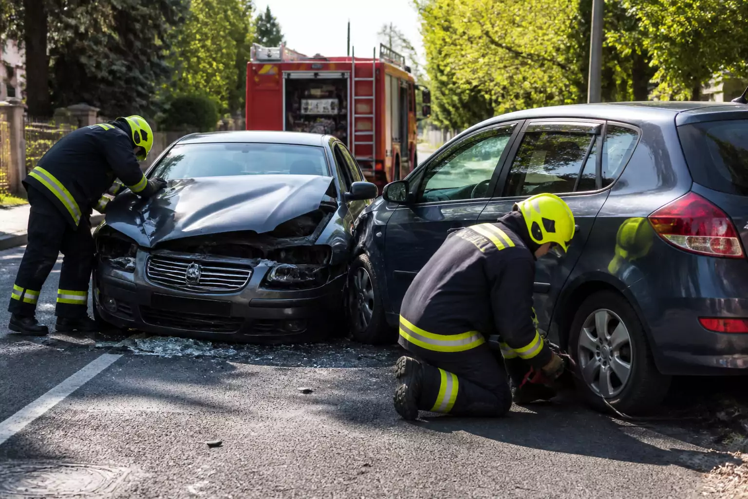 Két autó ütközött Balatonbogláron, forgalmi akadály alakult ki