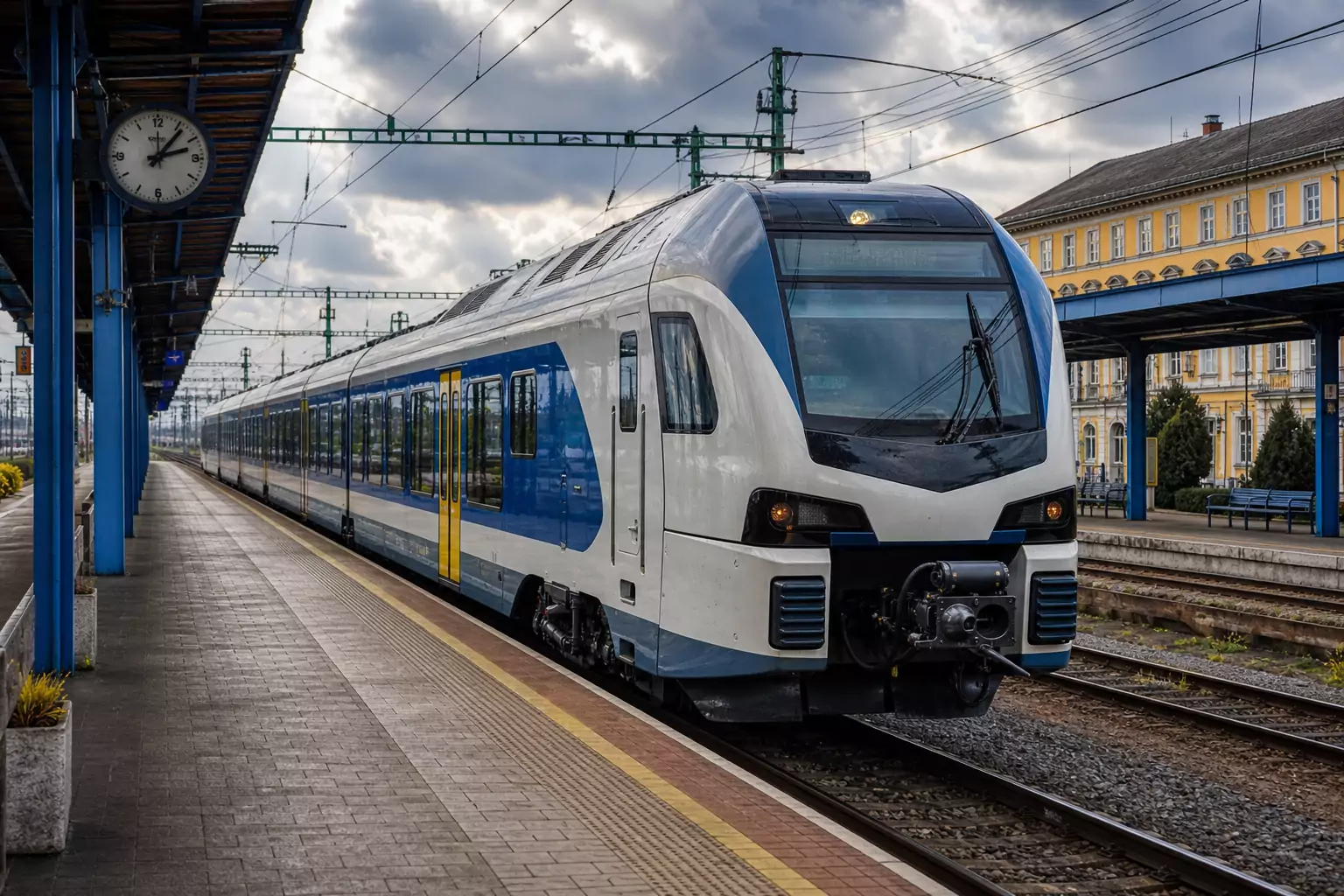 Harminc percet késik az S70-es vonat a Nyugati felé