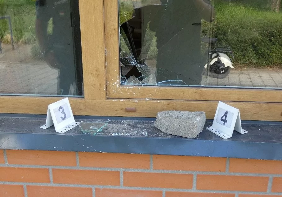 Őrizetbe vettek egy 21 éves férfit Hevesen, többszörös lopással gyanúsítják