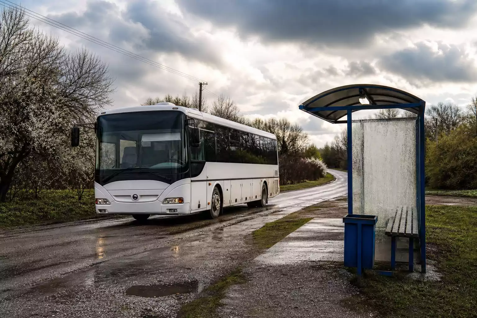 Több Volán-járat kimarad csütörtökön, egy busz 40 percet késhet