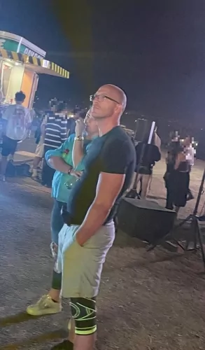 Garázdaság miatt keres egy férfit és egy nőt a dunakeszi rendőrség