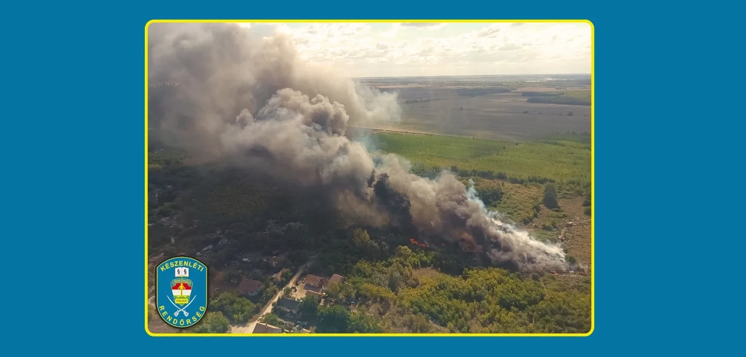 Helikopter segített a ráckevei tűz oltásában