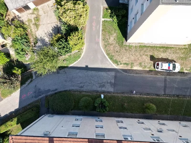 Súlyos sérülés Zalaegerszegen: elhajtott a rollert elütő autó sofőrje
